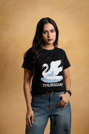 Classic Fit Heritage Crewneck Women